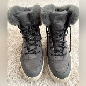 Koolaburra Women's Charcoal Fur-Lined Boots